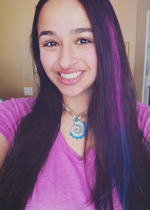 70+ Hot Pictures Of Jazz Jennings Which Will Make Your Mouth Water 22