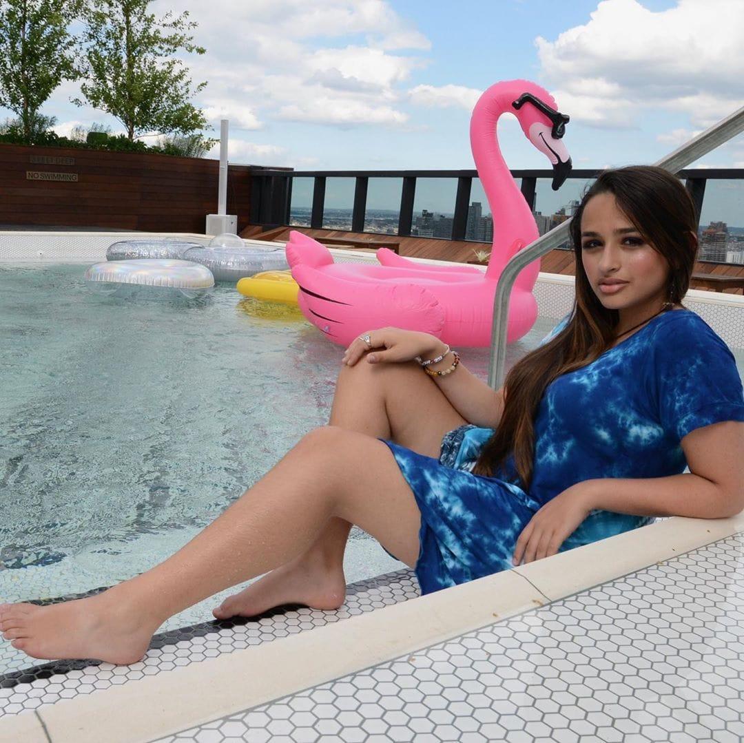 70+ Hot Pictures Of Jazz Jennings Which Will Make Your Mouth Water 9