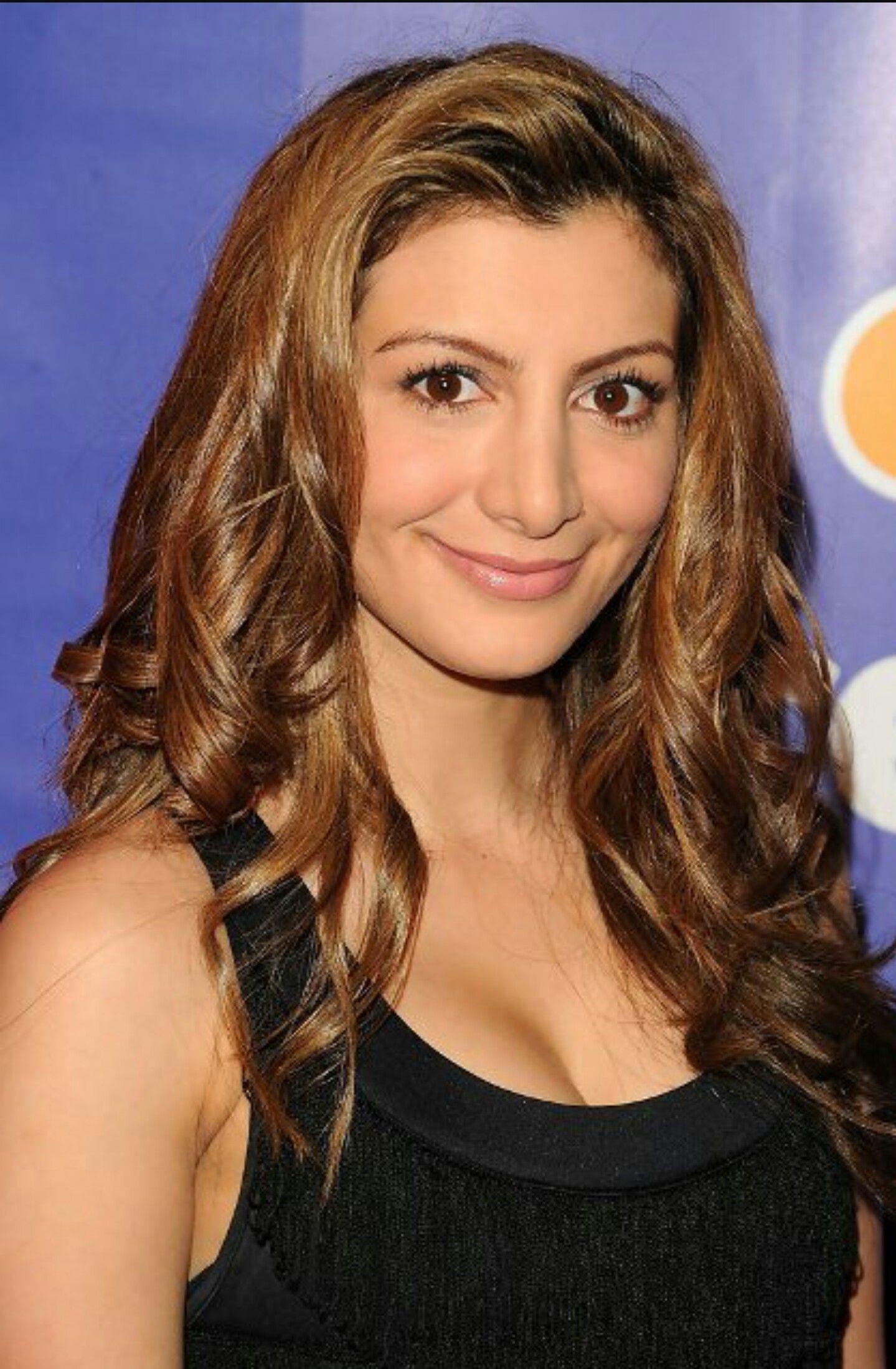 60+ Nasim Pedrad Boobs Pictures Are Simply Excessively Damn Hot 225