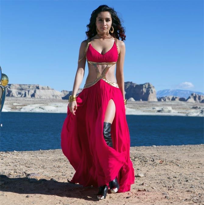 50 Sexy and Hot Shraddha Kapoor Pictures – Bikini, Ass, Boobs 9