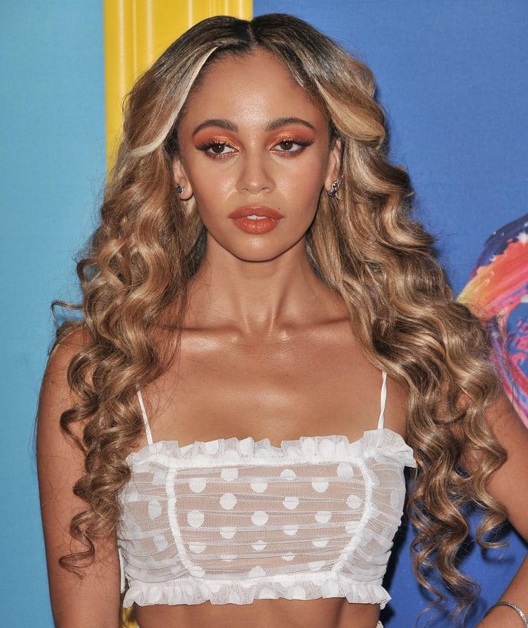 60+ Hot Pictures of Vanessa Morgan From Riverdale 27