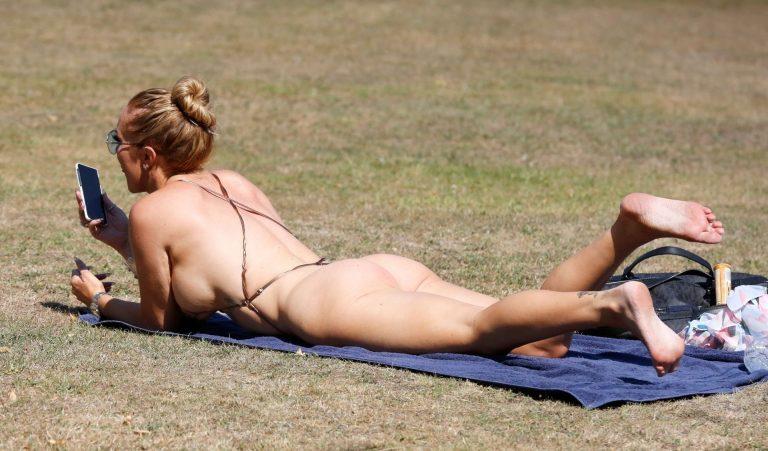 Aisleyne Horgan-Wallace Flaunts Her Figure In Bikini (18 Pics) 16