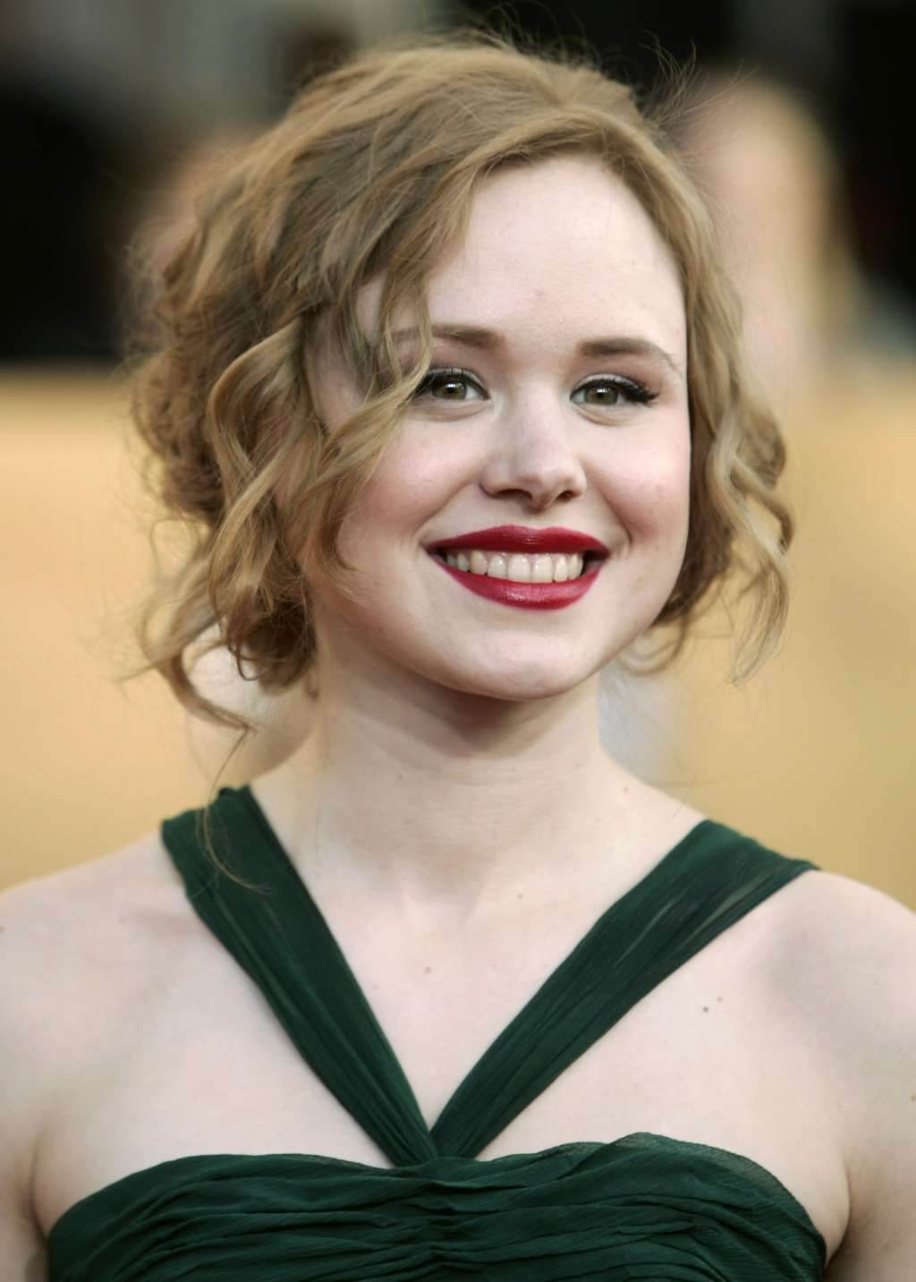 34 Alison Pill Nude Pictures Are Hard To Not Notice Her Beauty 6