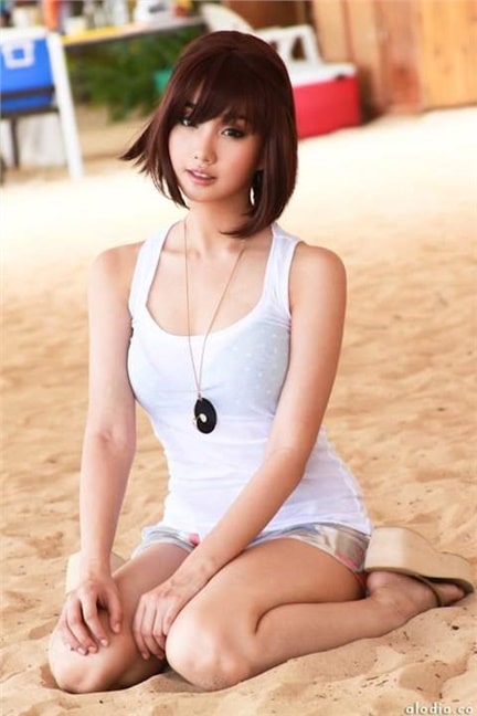 51 Alodia Gosiengfiao Nude Pictures That Are An Epitome Of Sexiness 10
