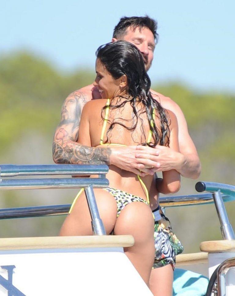 Lionel Messi and Antonela Roccuzzo Enjoys Holiday In Ibiza (20 Pics) 13