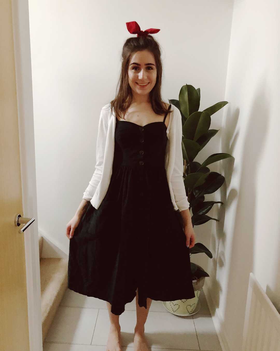 51 Hottest Dodie Big Butt Pictures Demonstrate That She Has Most Sweltering Legs 618