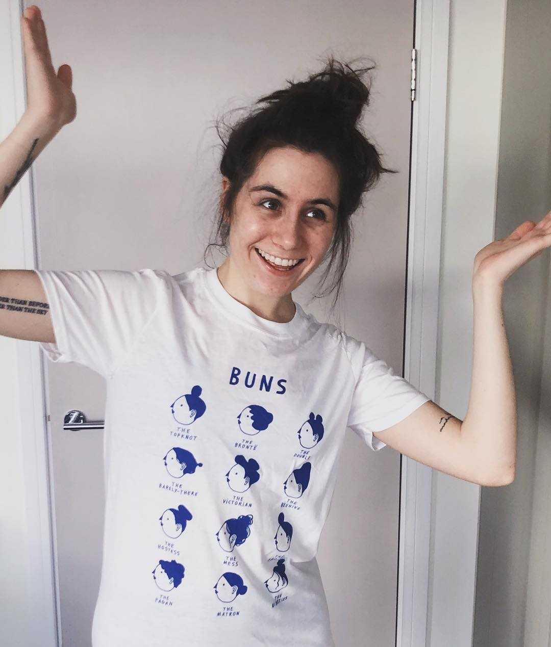 51 Hottest Dodie Big Butt Pictures Demonstrate That She Has Most Sweltering Legs 32