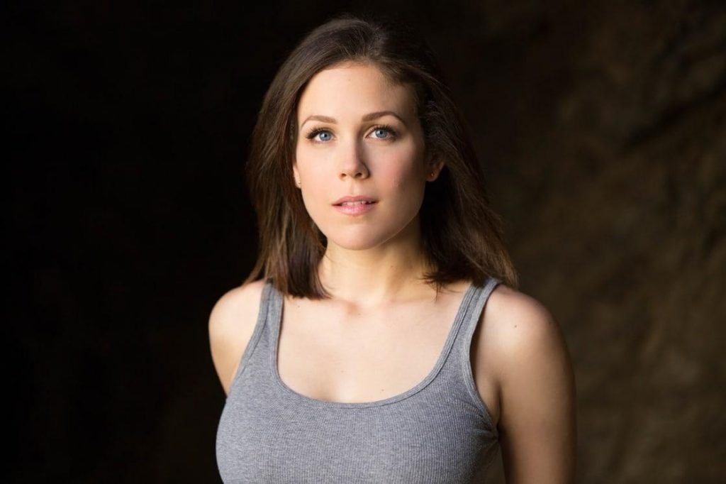 38 Erin Krakow Nude Pictures That Are Appealingly Attractive 16