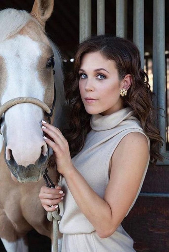 38 Erin Krakow Nude Pictures That Are Appealingly Attractive 286