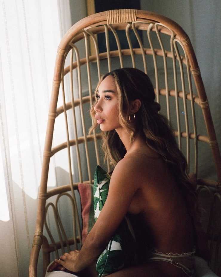 51 Sexy Eva Gutowski Boobs Pictures Are Simply Excessively Enigmatic 44