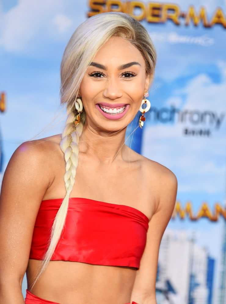 51 Sexy Eva Gutowski Boobs Pictures Are Simply Excessively Enigmatic 484