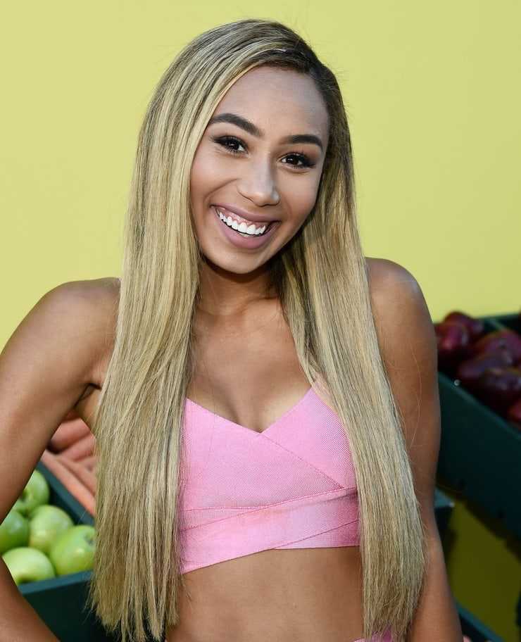 51 Sexy Eva Gutowski Boobs Pictures Are Simply Excessively Enigmatic 20