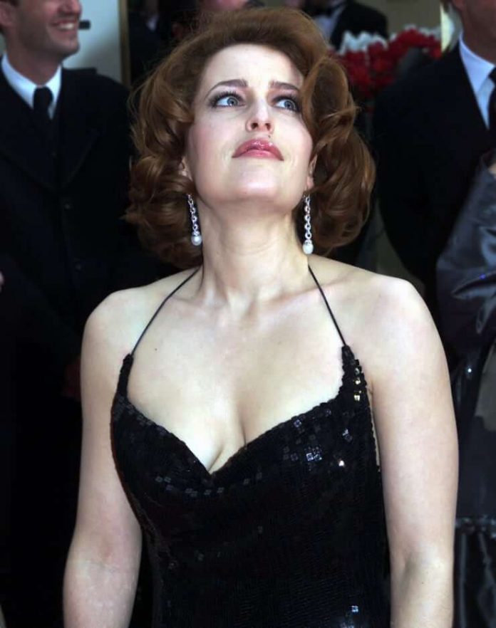 48 Gillian Anderson Nude Pictures Flaunt Her Immaculate Figure 11