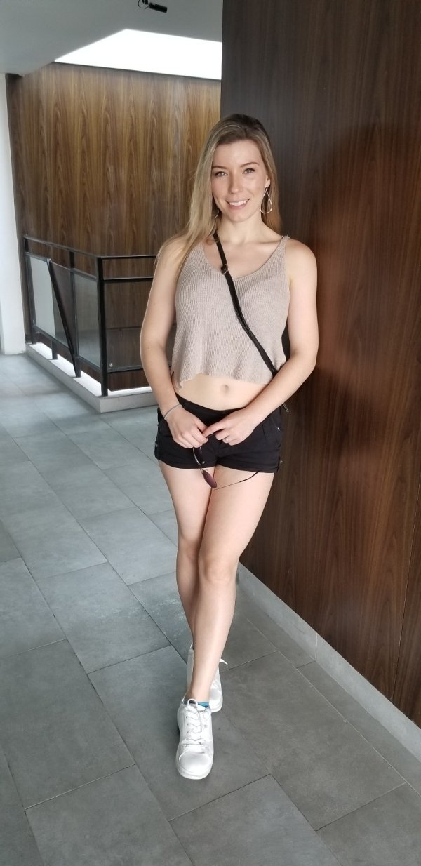 50+ Sexy Girls In Shorts 22