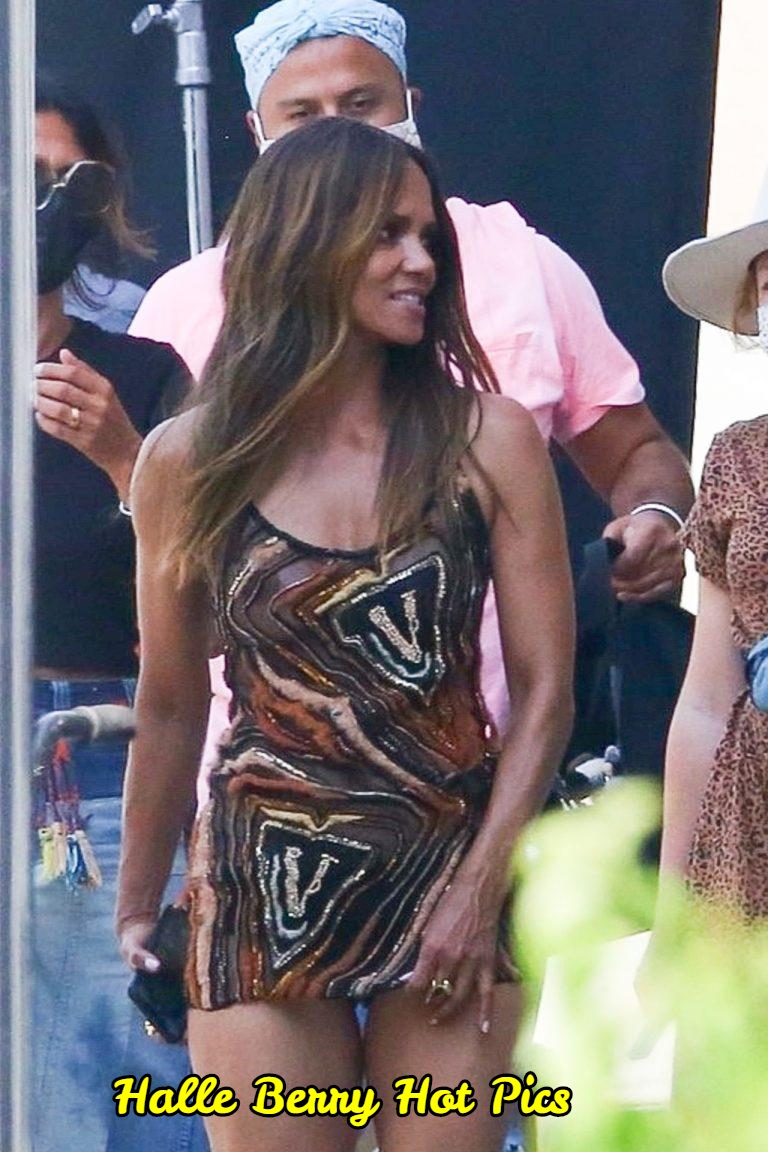 Halle Berry hot pictures