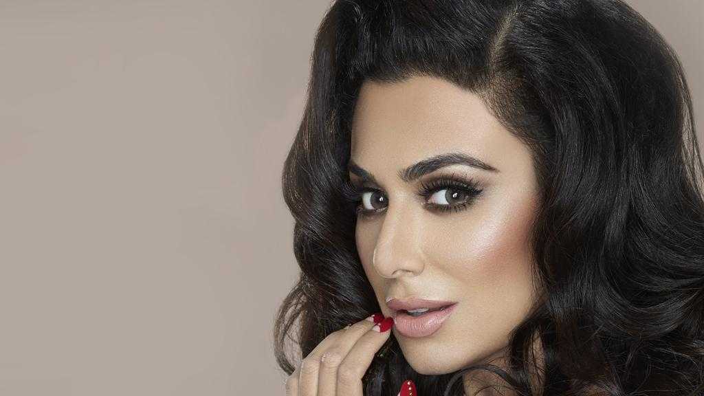 51 Sexy Huda Kattan Boobs Pictures Are Simply Excessively Enigmatic 486