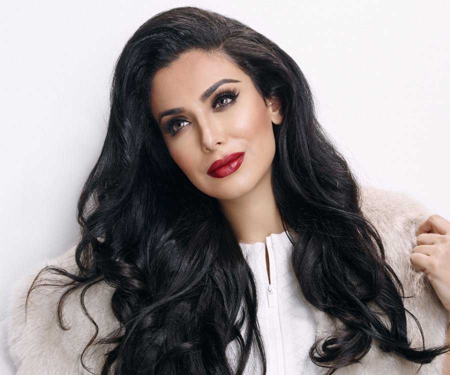 51 Sexy Huda Kattan Boobs Pictures Are Simply Excessively Enigmatic 43