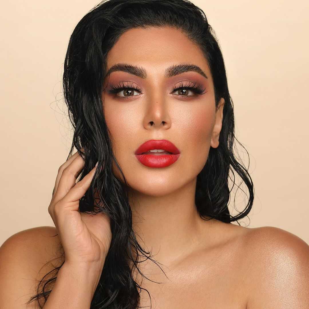 51 Sexy Huda Kattan Boobs Pictures Are Simply Excessively Enigmatic 481