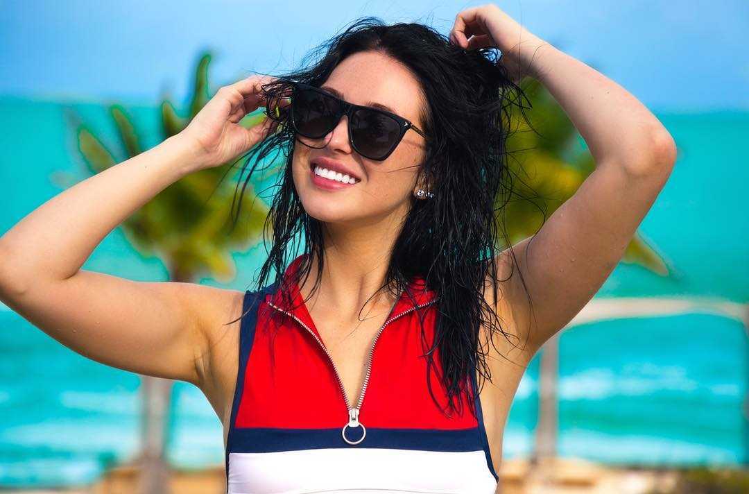 51 Sexy Jaclyn Hill Boobs Pictures Will Induce Passionate Feelings for Her 38