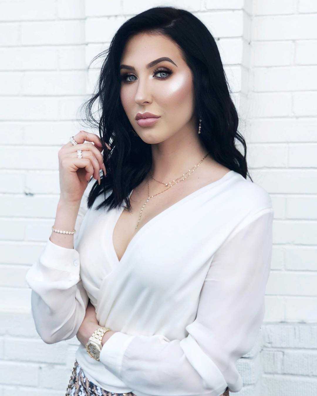 51 Sexy Jaclyn Hill Boobs Pictures Will Induce Passionate Feelings for Her 180