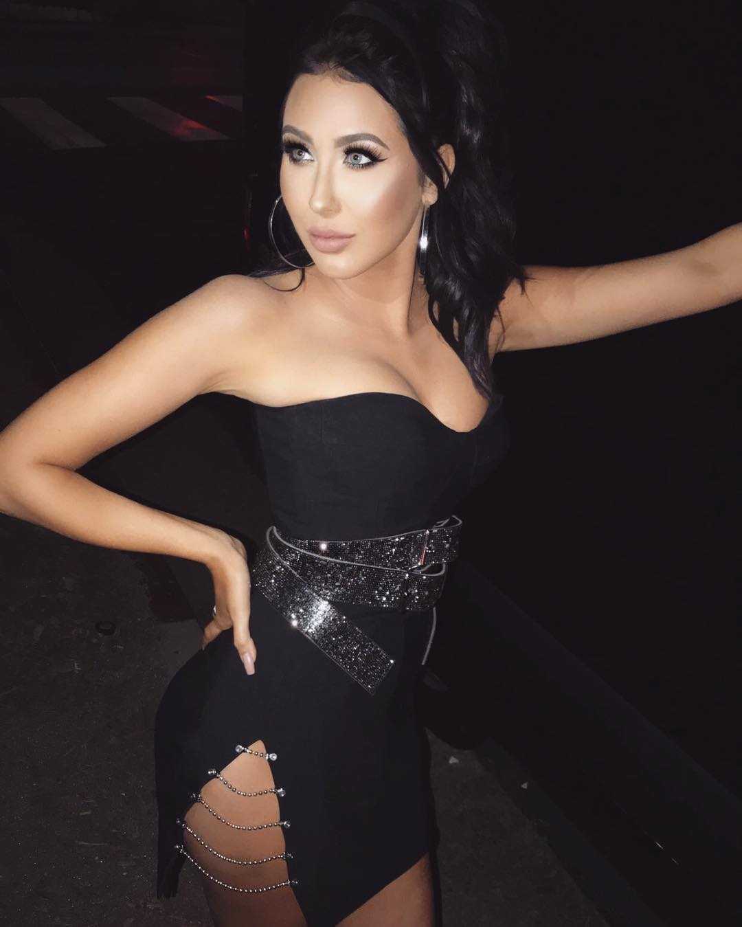 51 Sexy Jaclyn Hill Boobs Pictures Will Induce Passionate Feelings for Her 196