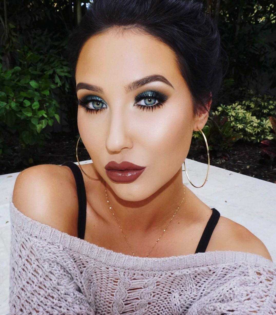 51 Sexy Jaclyn Hill Boobs Pictures Will Induce Passionate Feelings for Her 12