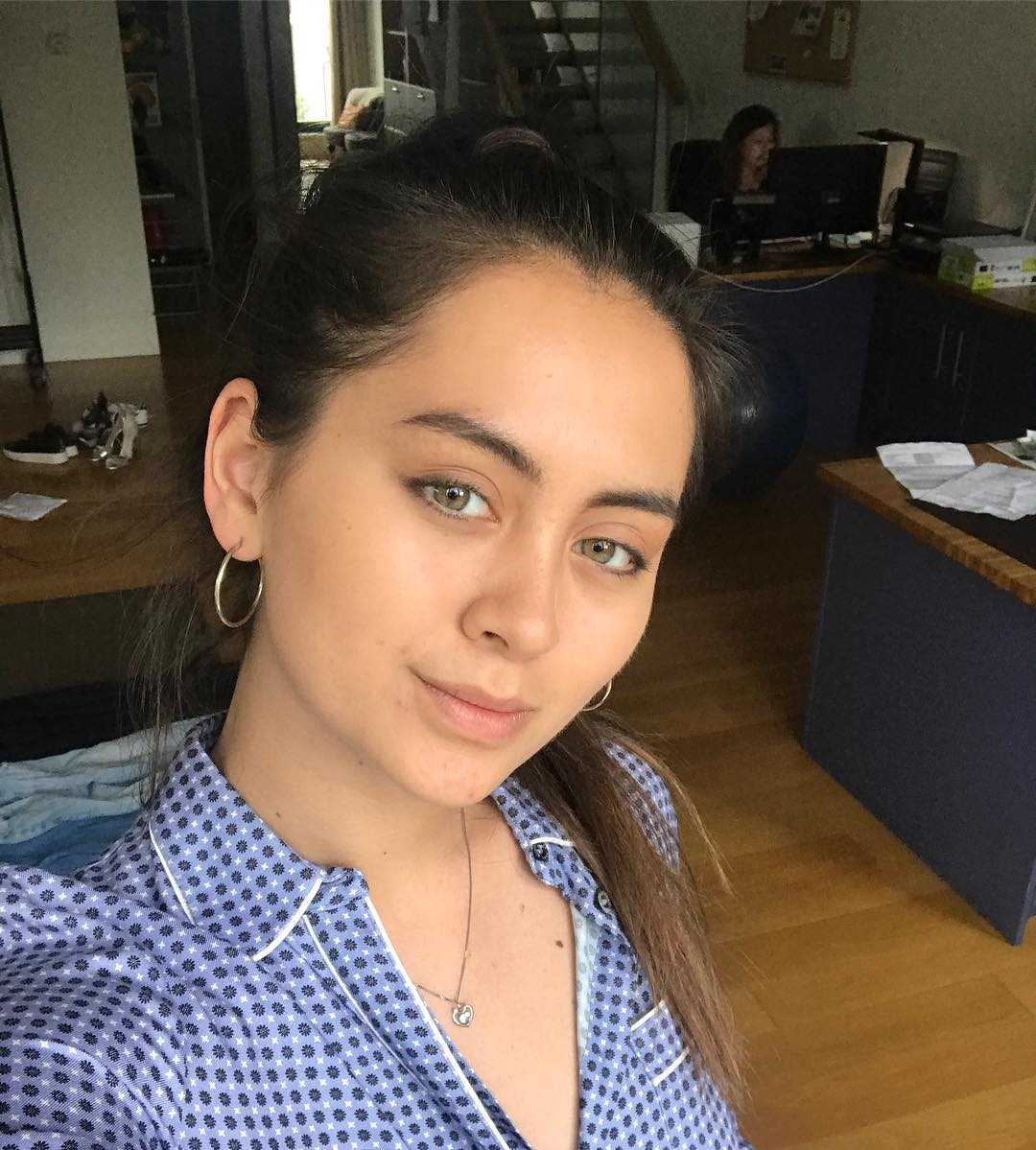 51 Sexy Jasmine Thompson Boobs Pictures Are Sure To Leave You Baffled 2
