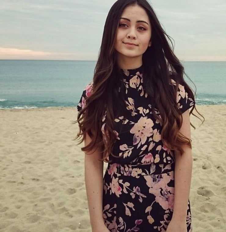 51 Sexy Jasmine Thompson Boobs Pictures Are Sure To Leave You Baffled 34