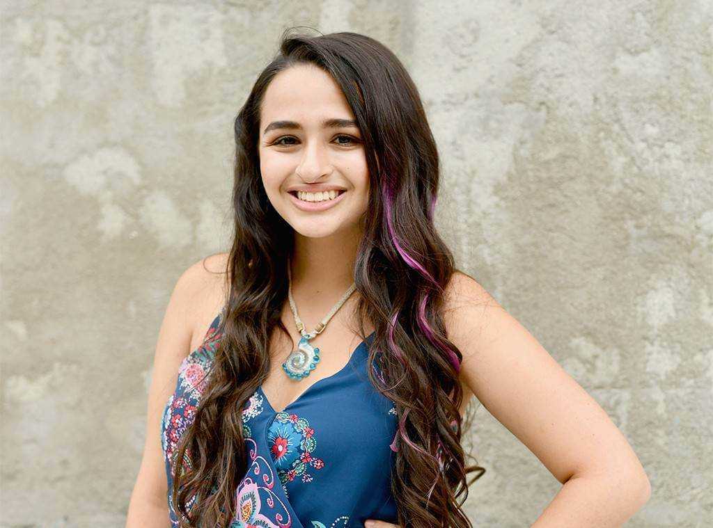51 Jazz Jennings Nude Pictures Which Make Her The Show Stopper 28