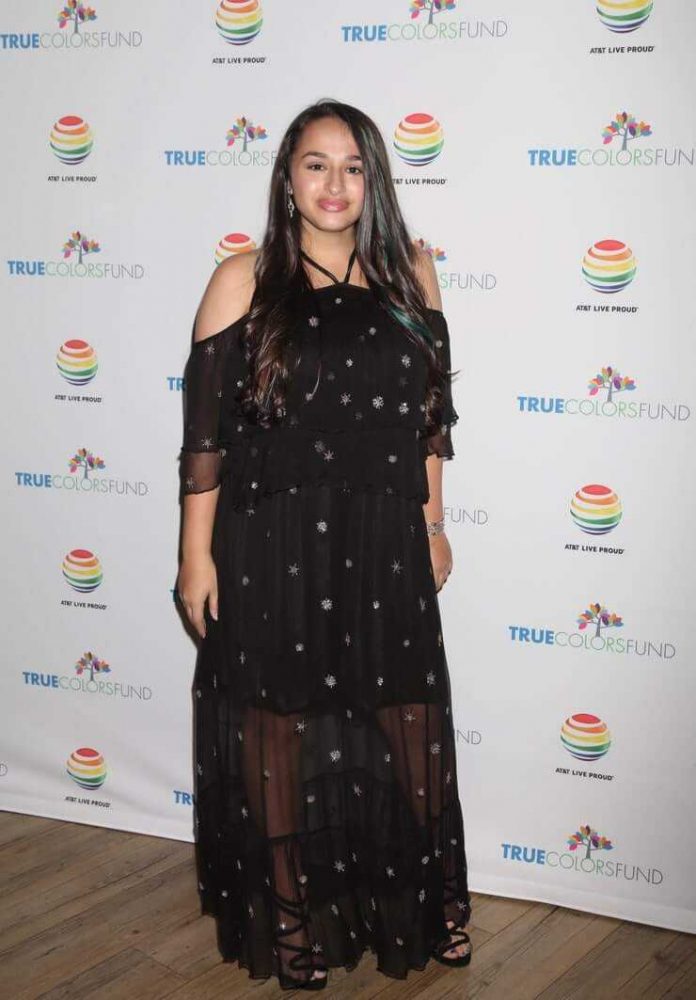 51 Jazz Jennings Nude Pictures Which Make Her The Show Stopper 25