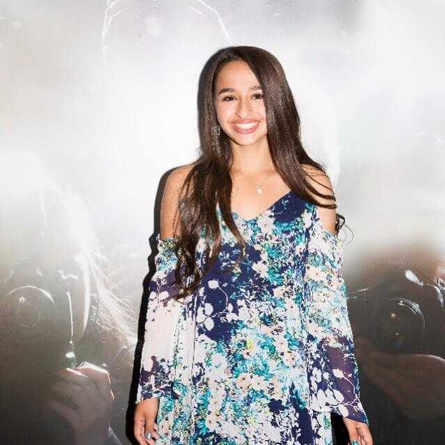 51 Jazz Jennings Nude Pictures Which Make Her The Show Stopper 7