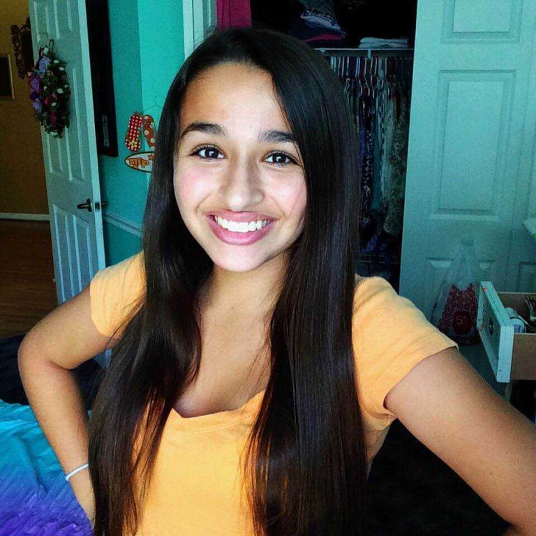 51 Jazz Jennings Nude Pictures Which Make Her The Show Stopper 43