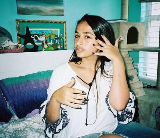 51 Jazz Jennings Nude Pictures Which Make Her The Show Stopper 172