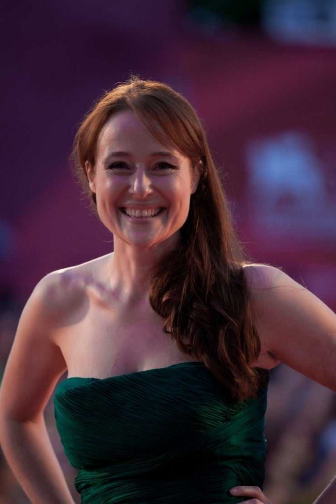 27 Hottest Jennifer Ehle Big Butt Pictures Are A Charm For Her Fans 2