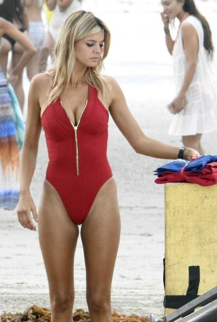 51 Hottest Kelly Rohrbach Bikini Pictures Are Truly Entrancing And Wonderful 32