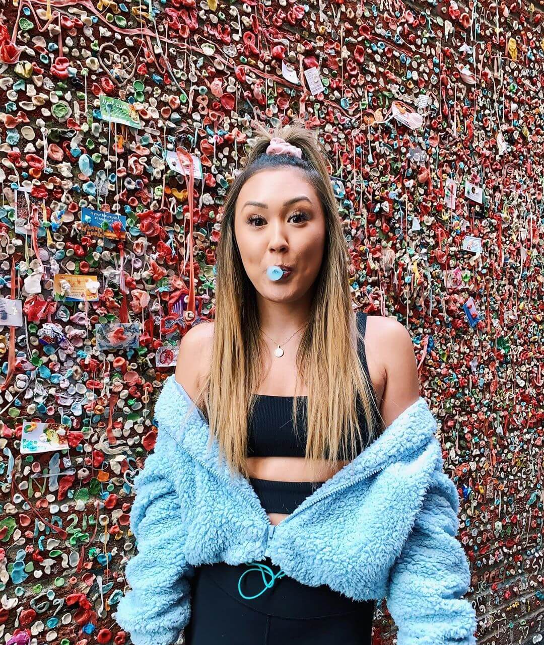 51 Hottest LaurDIY Big Butt Pictures Which Will Make You Swelter All Over 30