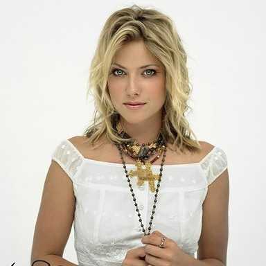 31 Laura Ramsey Nude Pictures That Make Her A Symbol Of Greatness 8