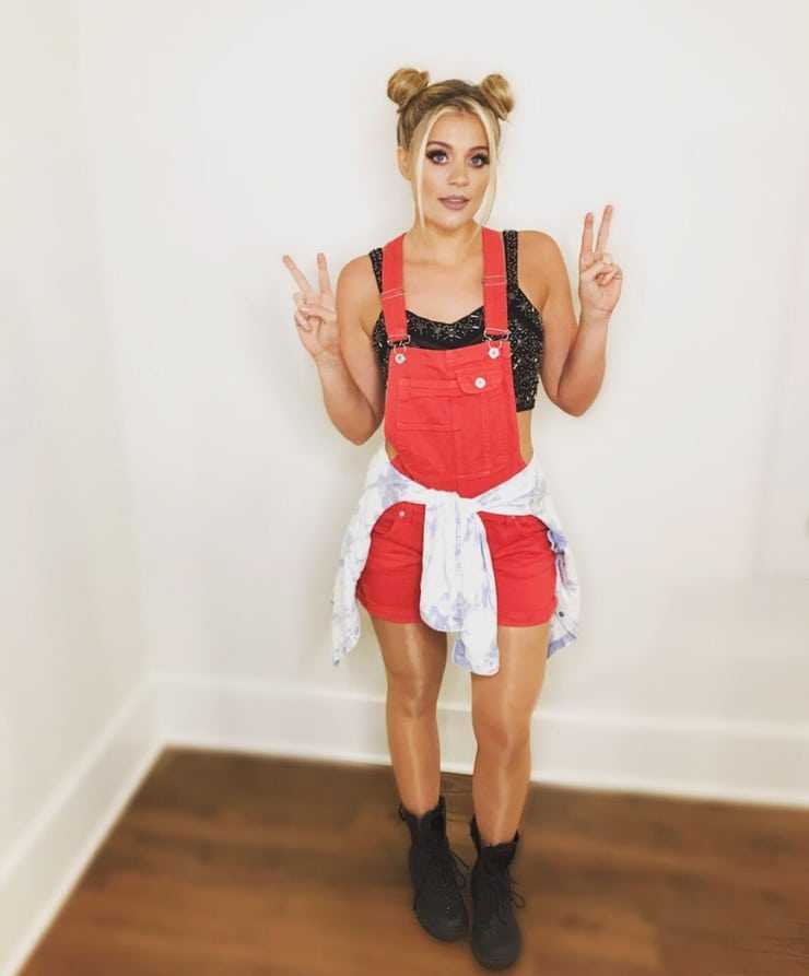 51 Hottest Lauren Alaina Big Butt Pictures Are Incredibly Excellent 46