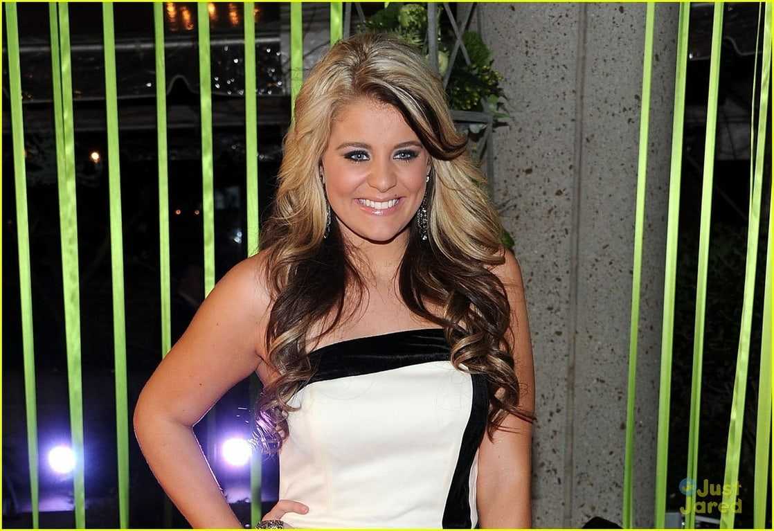 51 Hottest Lauren Alaina Big Butt Pictures Are Incredibly Excellent 30
