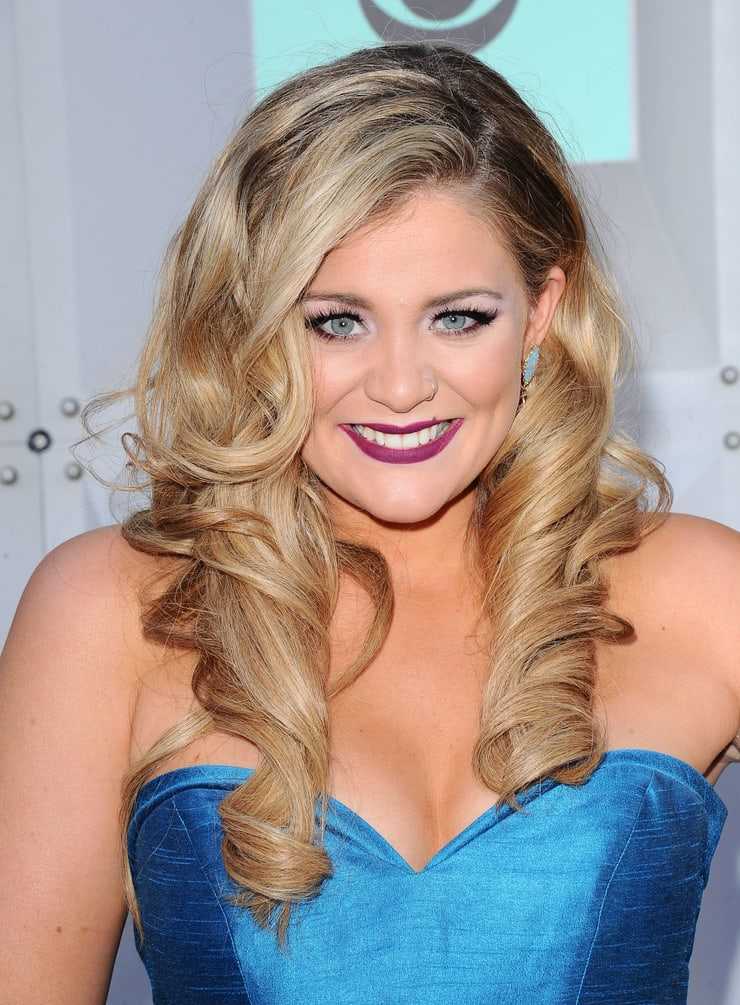 51 Hottest Lauren Alaina Big Butt Pictures Are Incredibly Excellent 150