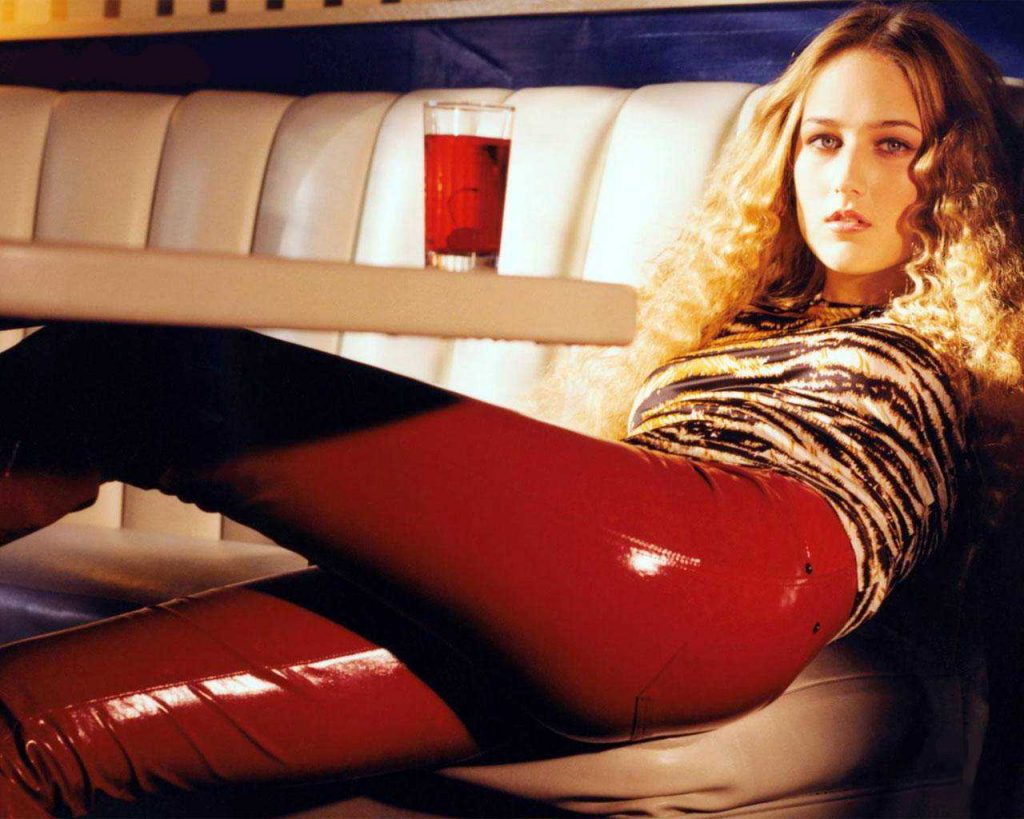 52 Leelee Sobieski Nude Pictures Which Will Cause You To Succumb To Her 69