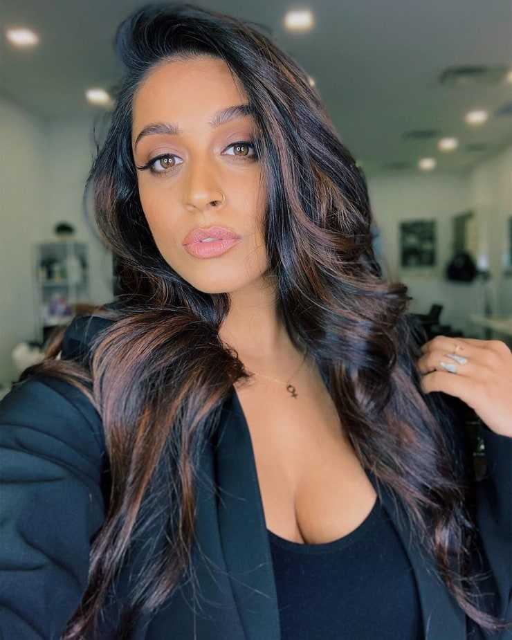 51 Sexy Lilly Singh Boobs Pictures Which Will Get All Of You Perspiring 13