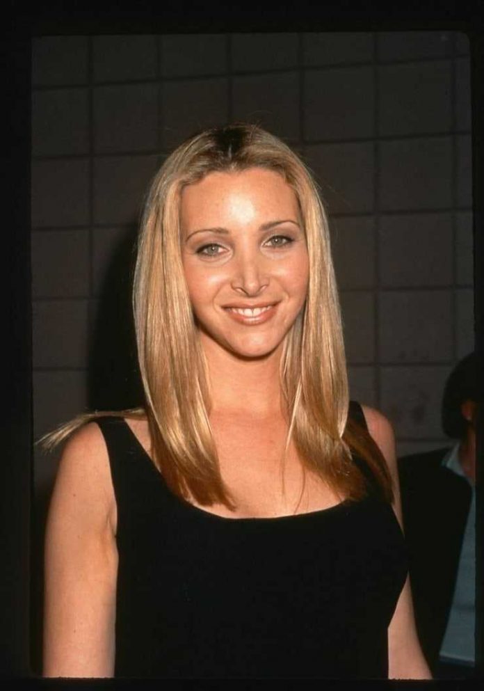 34 Lisa Kudrow Nude Pictures Brings Together Style, Sassiness And Sexiness 418