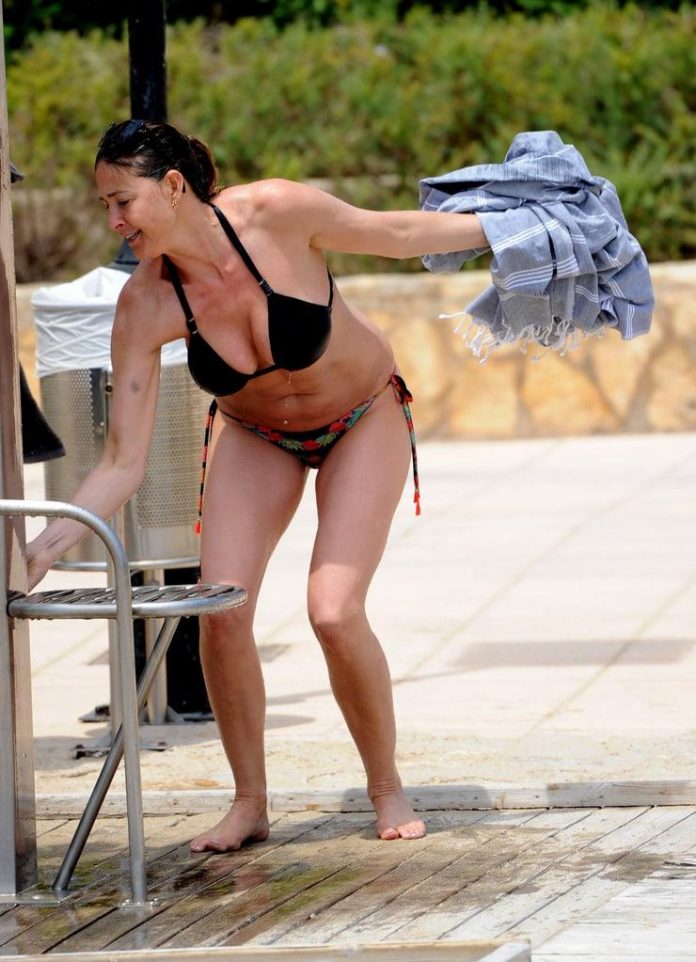 51 Lisa Snowdon Nude Pictures Present Her Wild Side Glamor 235