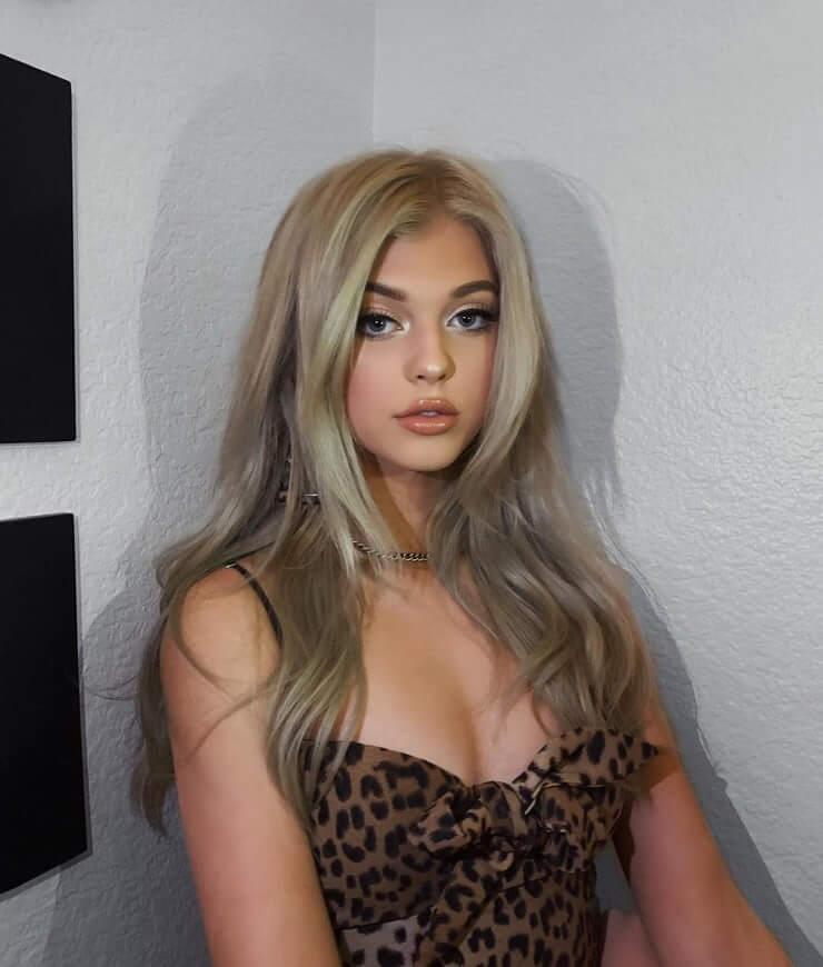 51 Hottest Loren Gray Big Butt Pictures Are Excessively Damn Engaging 89