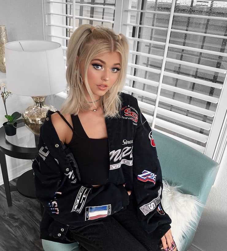 51 Hottest Loren Gray Big Butt Pictures Are Excessively Damn Engaging 128