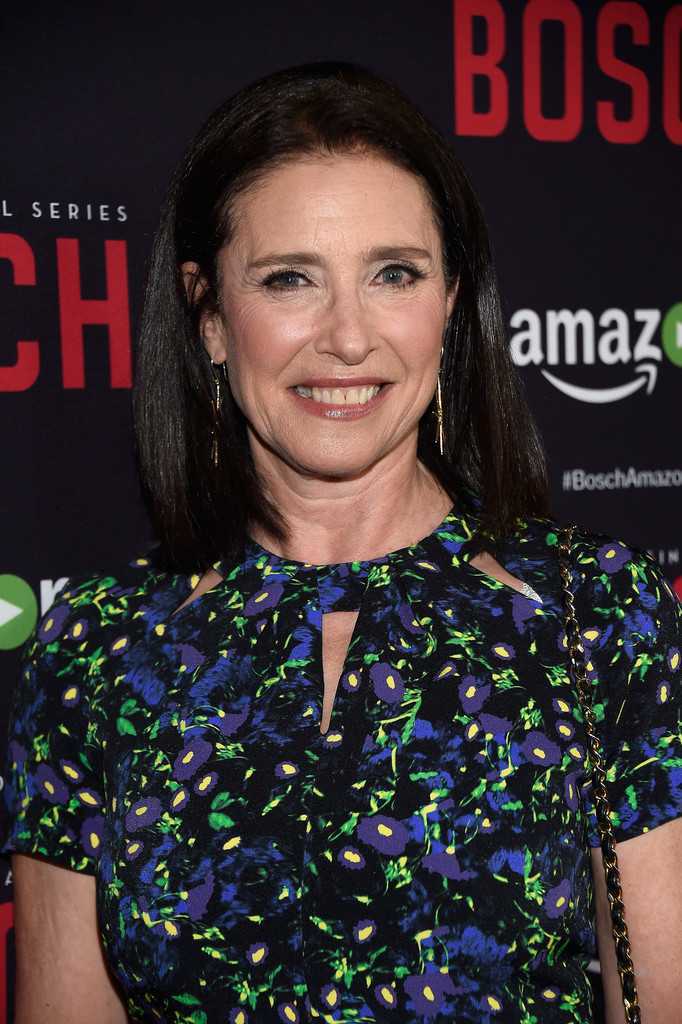 30 Mimi Rogers Nude Pictures That Make Her A Symbol Of Greatness 120