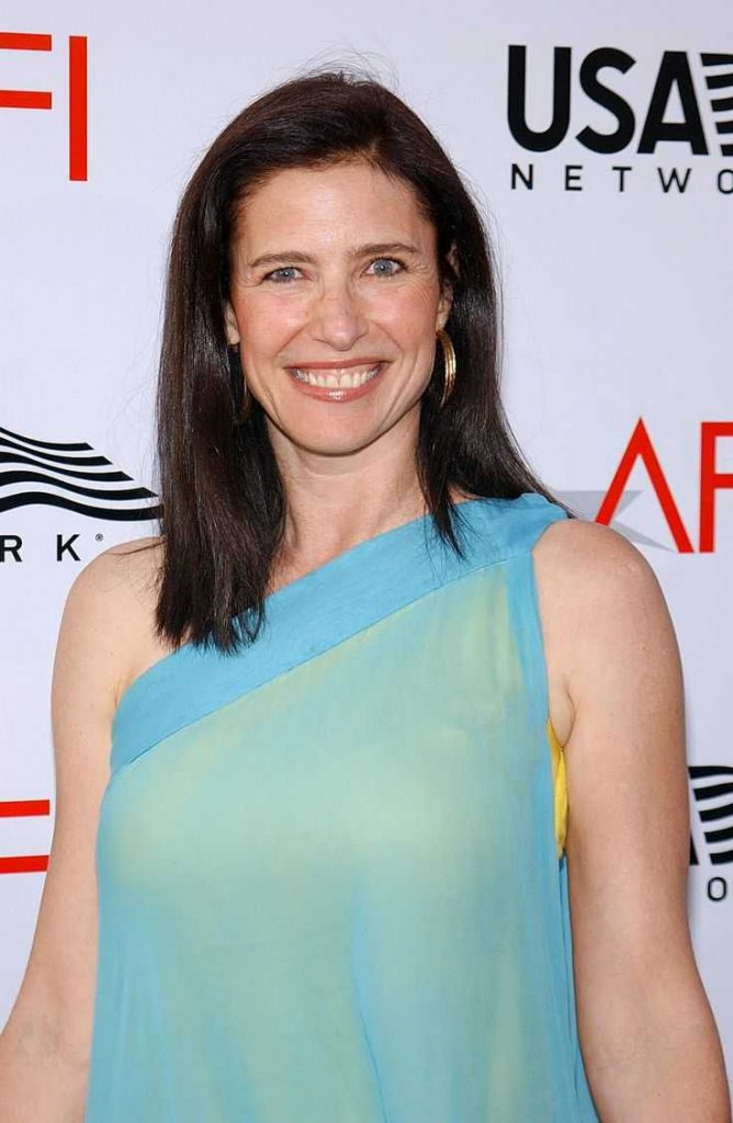 30 Mimi Rogers Nude Pictures That Make Her A Symbol Of Greatness 127