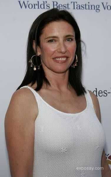 30 Mimi Rogers Nude Pictures That Make Her A Symbol Of Greatness 114