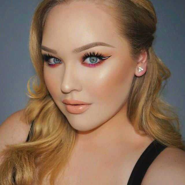 51 Sexy Nikkie Tutorials Boobs Pictures Which Are Inconceivably Beguiling 35